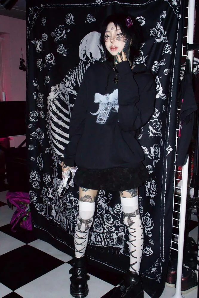MADROSE Decor Gun Hoodie (Black) · 6