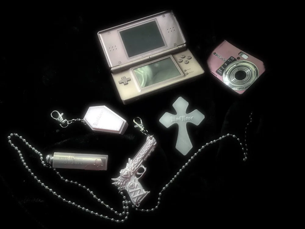 MADROSE Cross Hair Clip · 10