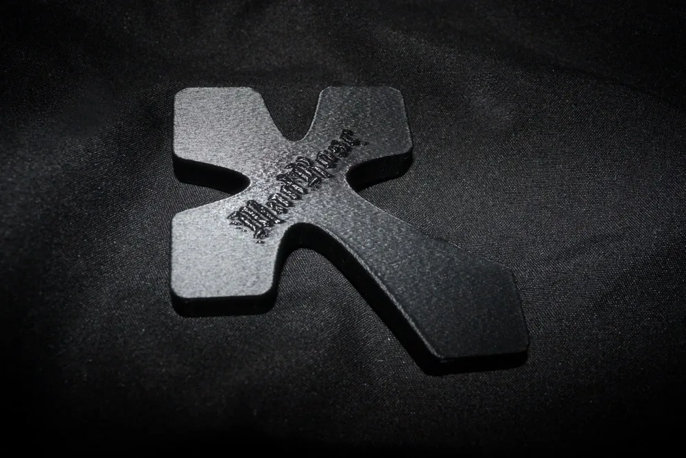 MadRose Cross Necklace · 6