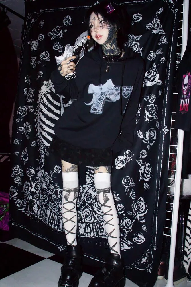 MADROSE Decor Gun Hoodie (Black) · 7
