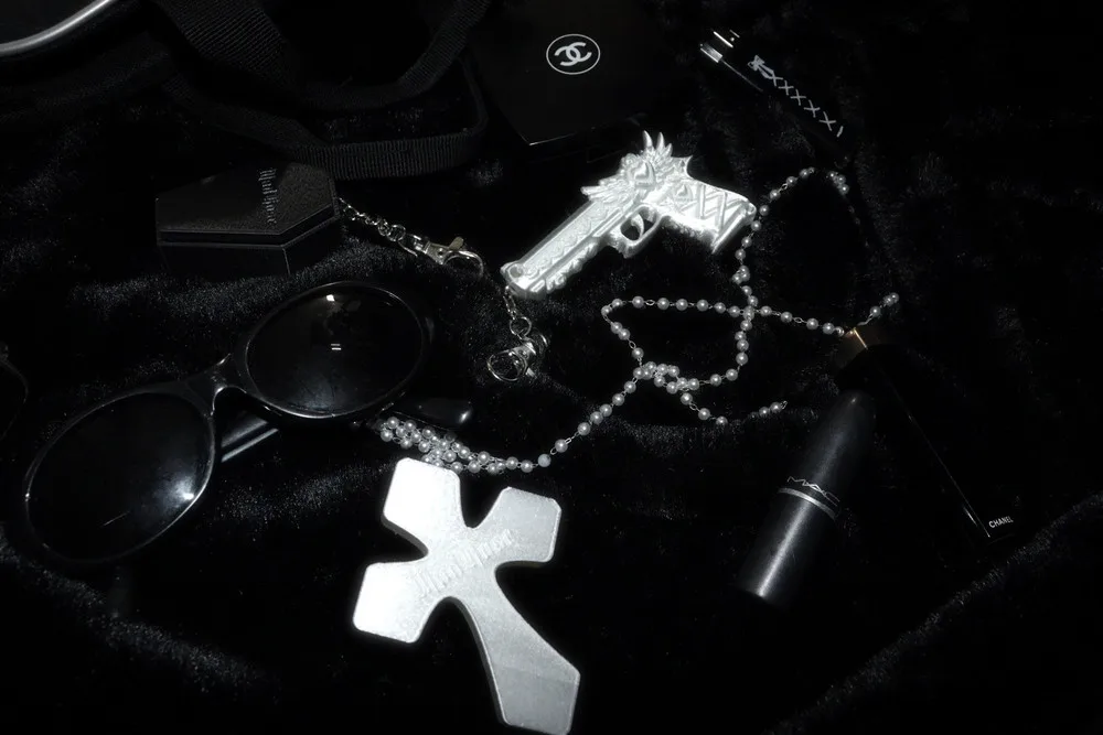 MADROSE Cross Hair Clip · 11