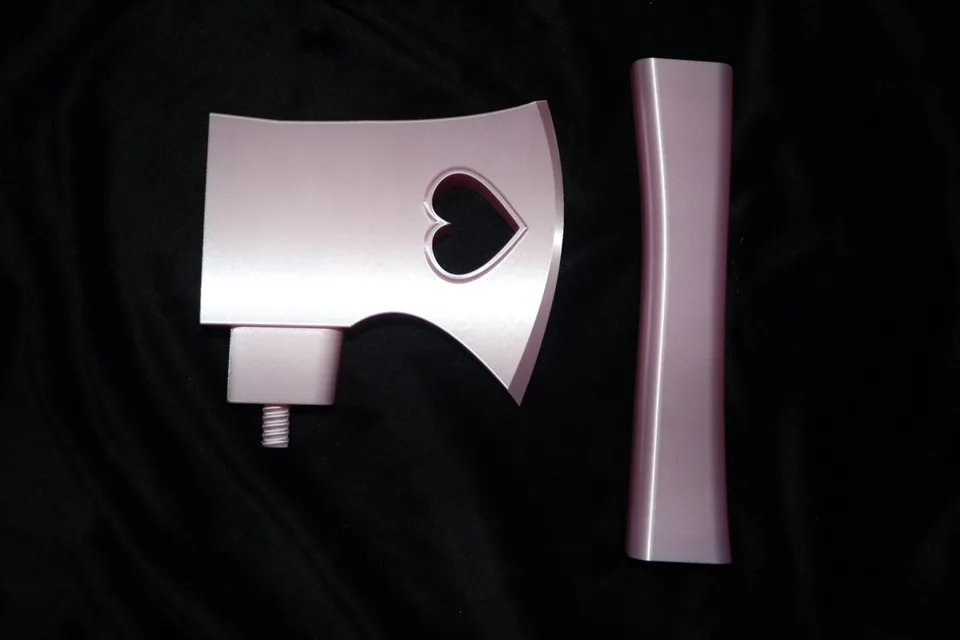 Heartbreaker Axe — disassembled shipping 1